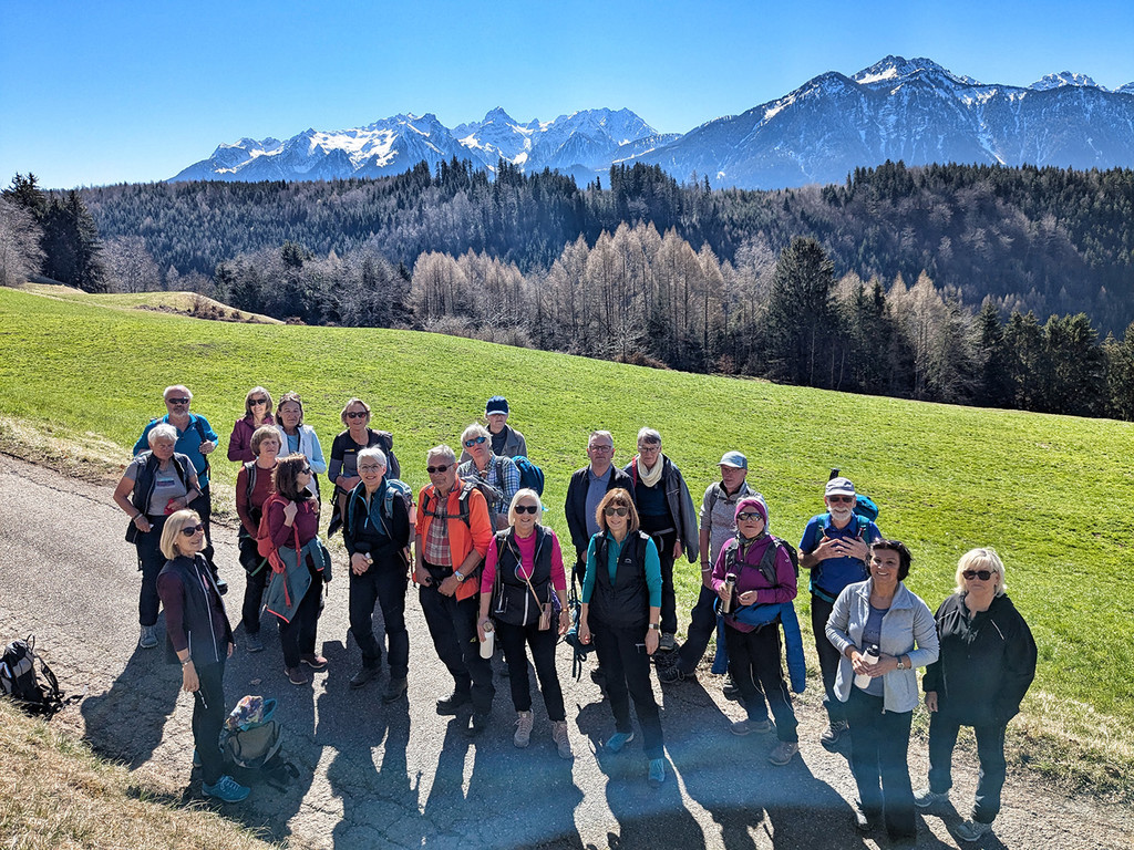 Schlins Gruppenbild.jpg