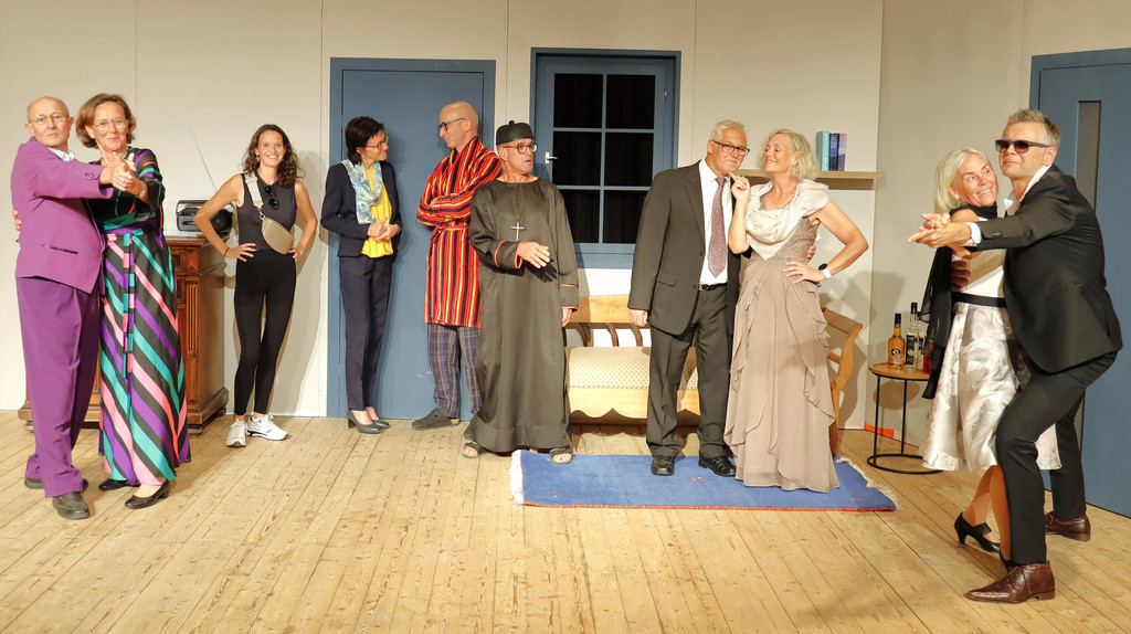 Theater Doren Tanzszene 2025.jpg