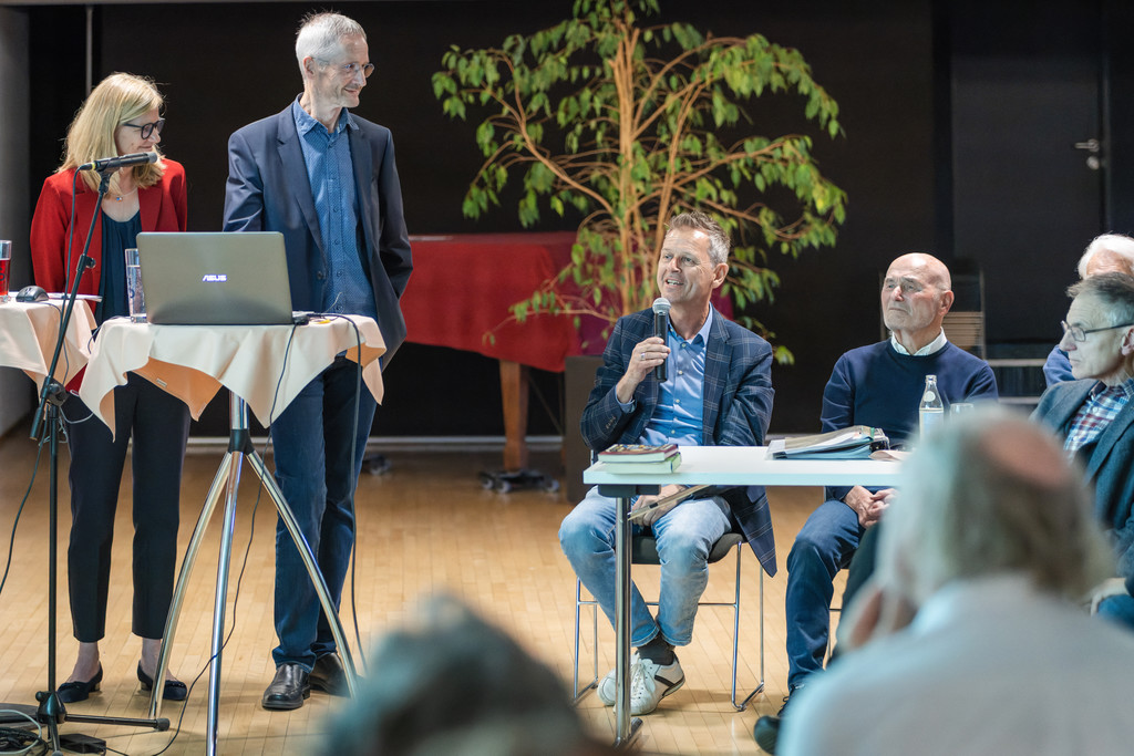 2025_04_23 Zeitzeugen-Diskussion Kirchenbau in G__fis _c_ Andreas Haller_05.jpg