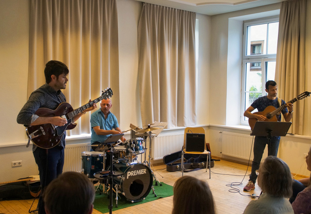 Torres Raidt y Delis _ 4_.JPG