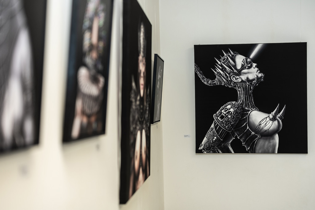 Kunstbra__u_Die_Sehende_Foto_Emanuel Sutterlu__ty.jpg