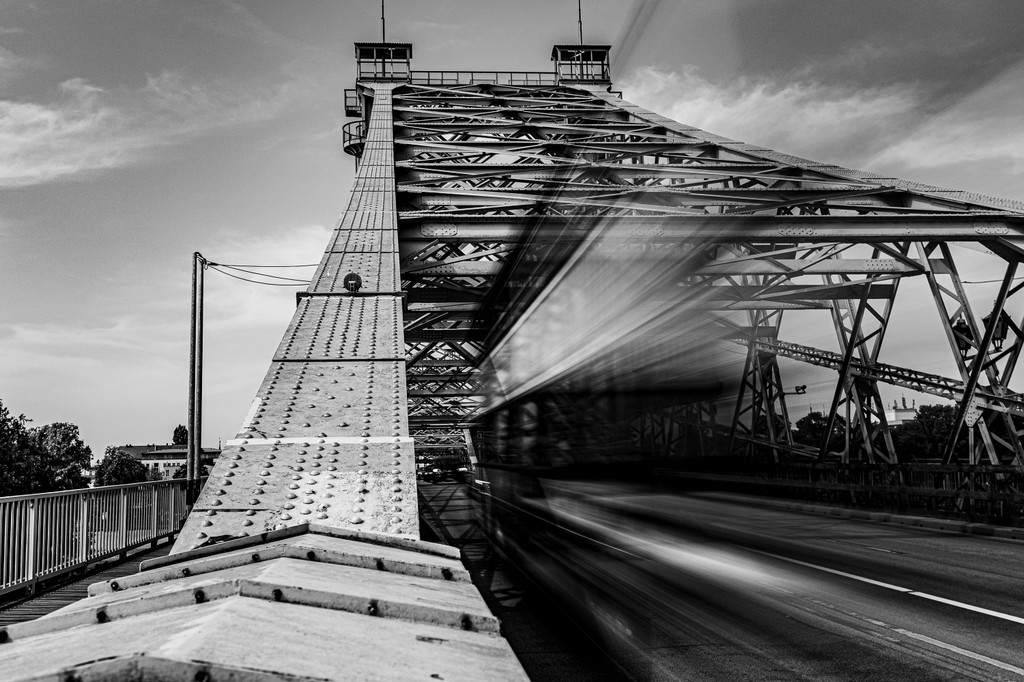015_Bridge_ChrisSchuler.jpg