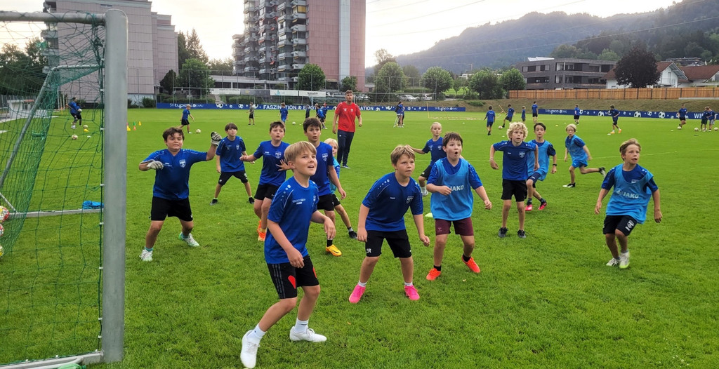 BU 2c Lochau Fu__ball NACHWUCHS Dress__bergabe und Altach TERMIN Juni 2025 _3_.jpg