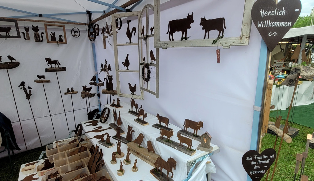 Kunstmarkt LOCHAU am Kaiserstrand JUNI-MARKT 23-06-2024 _16_.jpg