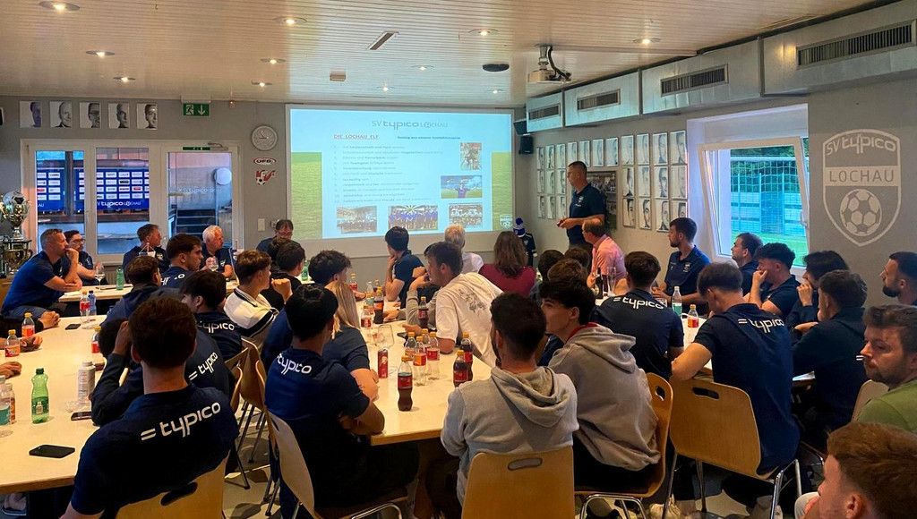 BU 3a Fu__ball SV typico Lochau Jahreshauptversammlung mit NEUWAHLEN und EHRUNGEN 03-06-2025 FOTO OBEXER-BMS _8_.jpg