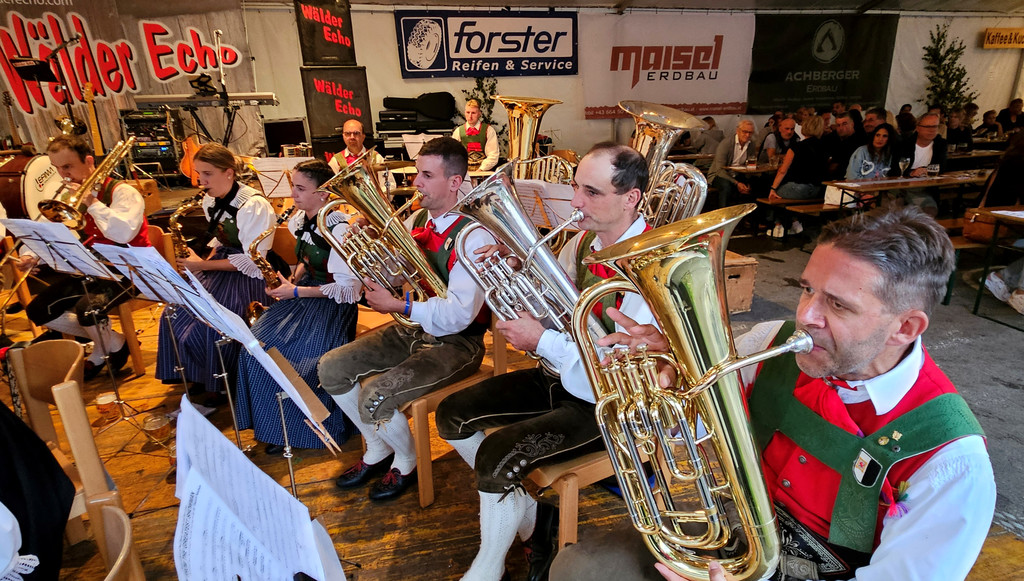 Musikverein DORFFEST B GASTMUSIK MV Lajen S__dtirol 20-07-2025 _1_.jpg