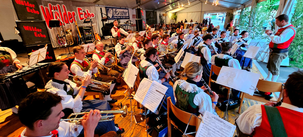 Musikverein DORFFEST B GASTMUSIK MV Lajen S__dtirol 20-07-2025 _6_.jpg