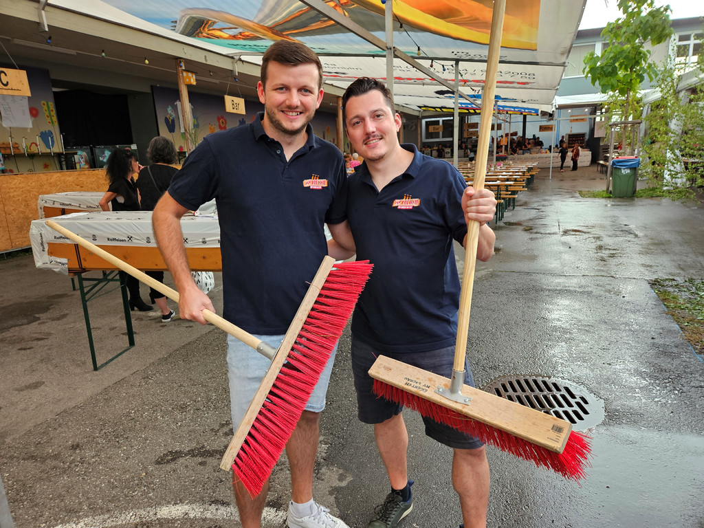 Musikverein DORFFEST D TEAM MITARBEITENDE 20-07-2025 _4_.jpg