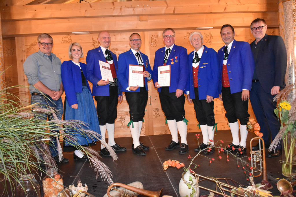 2025_09_27_EA_TK Brand.JPG