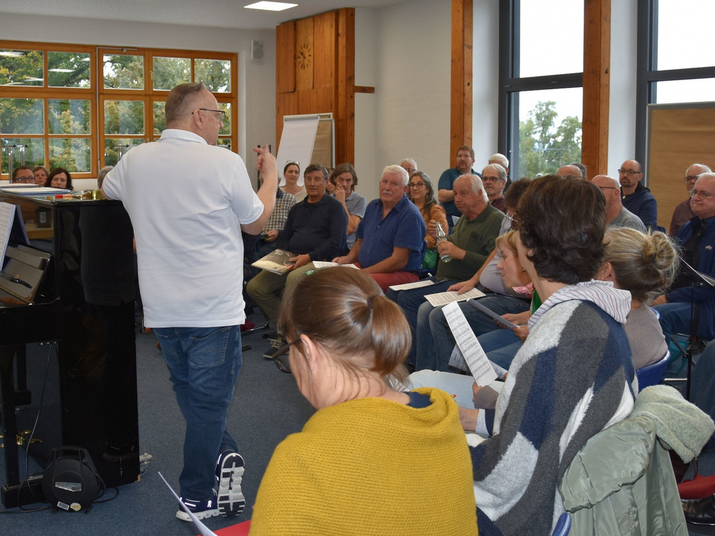 Am Samstag und Sonntag wurden in Lindenberg neue Lieder einstudiert.jpg