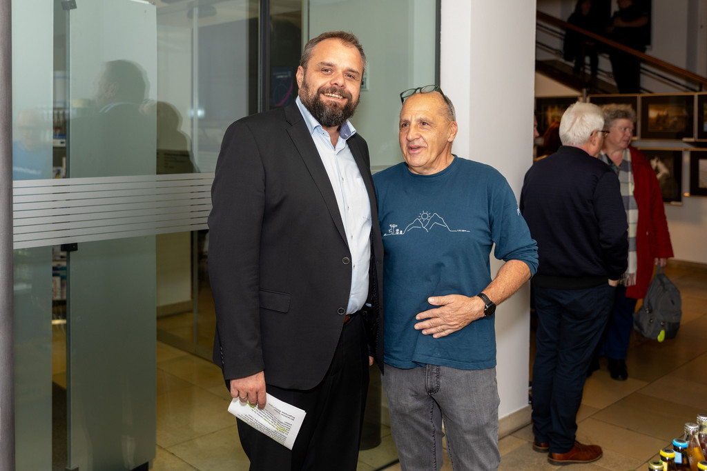 572353444_10229407576121646_4622209647501799379_n _1_.jpg