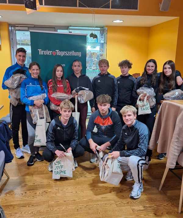 Startwettkampf2n - Siegerehrung N.jpg