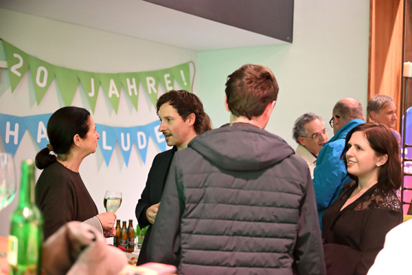 Bei einem gemütlichen Zusammensein tauschten sich die Gäste aus.