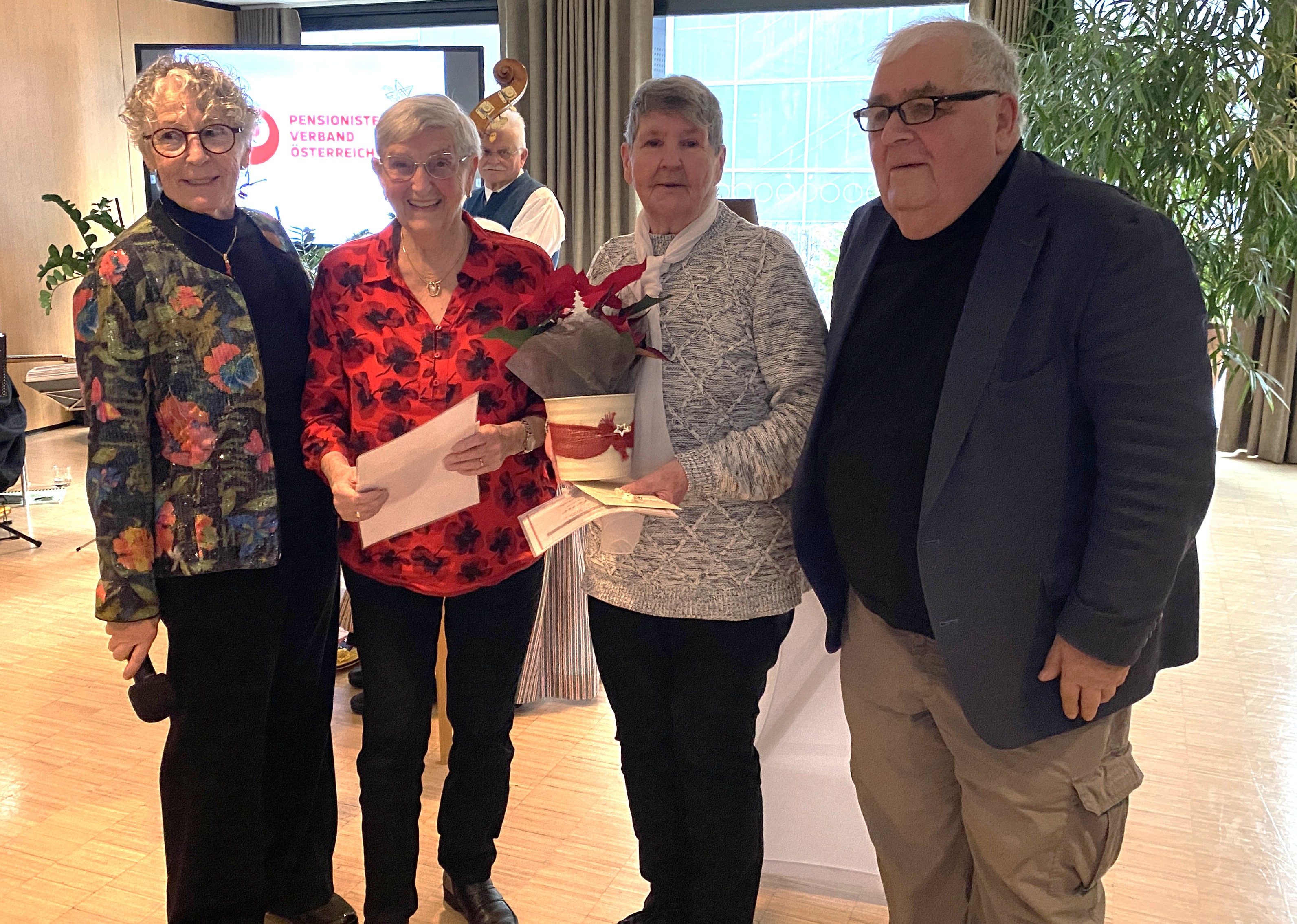 PV___Feldkirch_Ehrungen_Paula_Huber_Margit_Tauber_2.jpg