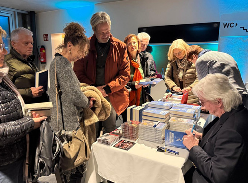 Reinhold Bilgeri in der Remise _ Bild 3 nn.jpg