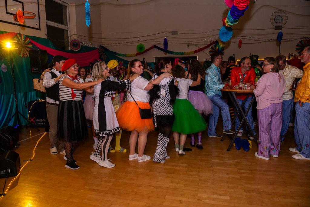 Botscha ballTG8_1793.jpg