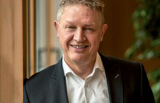 Hartmann Michael Portrait_ 2n.jpg