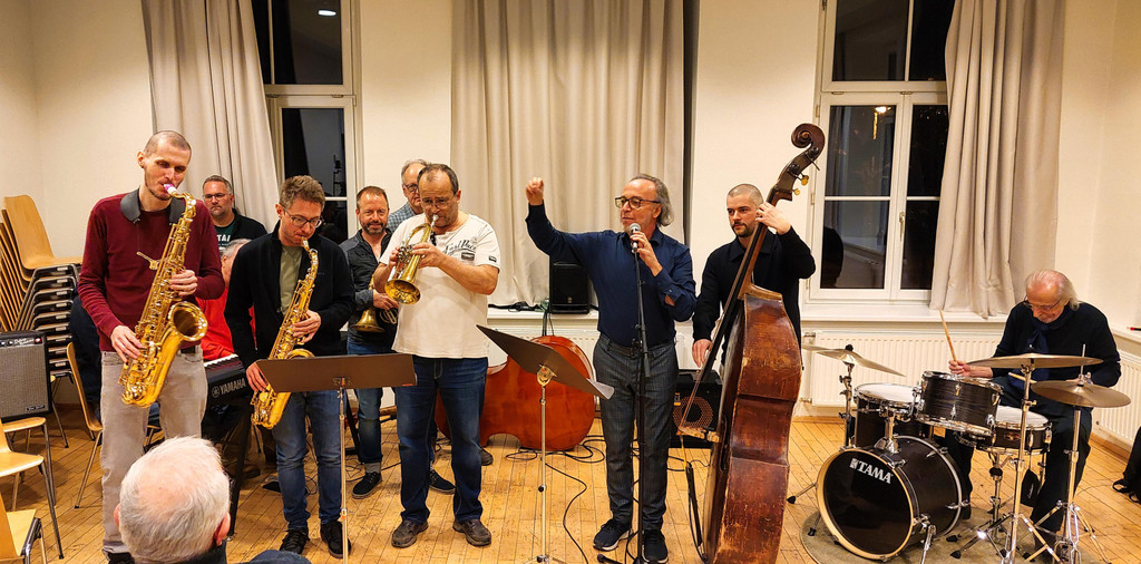 ComeAndPlayM__rz26 _17_.jpg