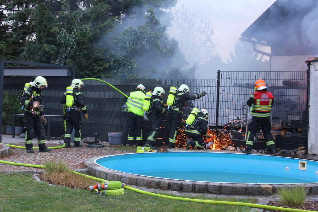 260414_Wohnhausbrand_c_FFWRN___33_.JPG