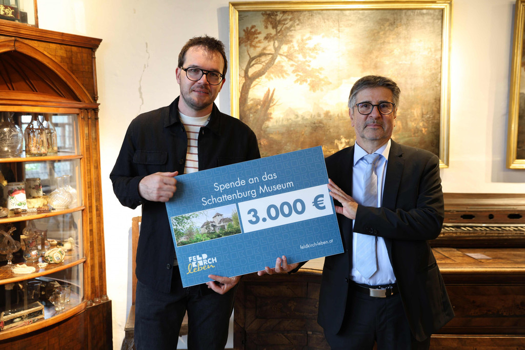 2026-05-Spenden__bergabe-Vinobile-_c_-Simone-Koch---Stadtmarketing-und-Tourismus-Feldkirch-_2_.jpg