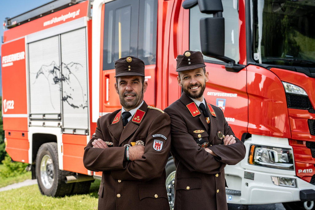 Feuerwehr-Th__ringerberg-Gruppenfoto-08.jpg