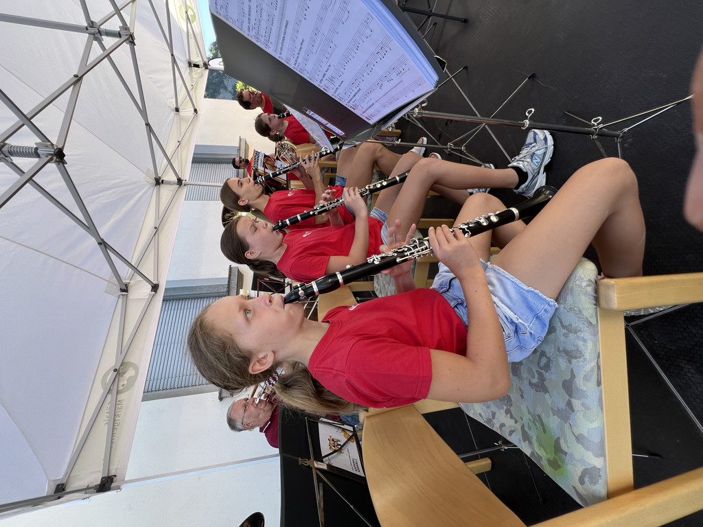 Schulhaus-Fest _10_.jpeg