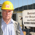 Demonstration gegen das neue Hafenempfangsgebäude - ohne Demonstranten