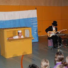 Unterhaltsames Theater an der Hauptschule Schruns-Grüt