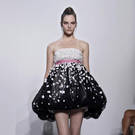 Valentino Haute-Couture-Schaue für Herbst/Winter 2010/11 in Paris