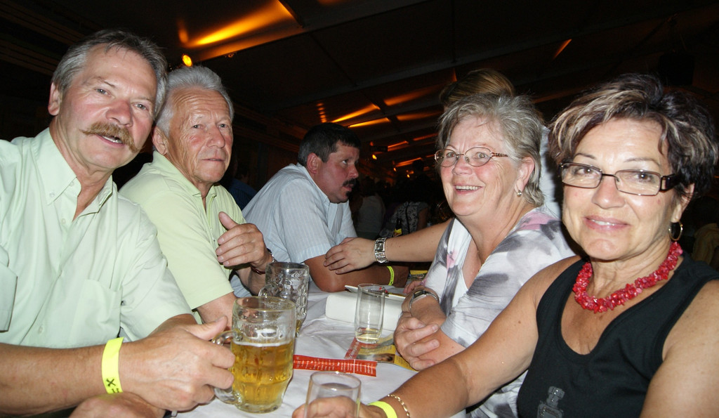 Abordnung aus Schwarzach.JPG