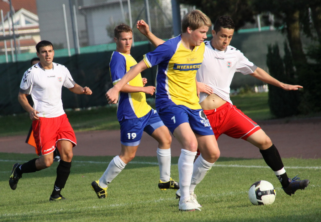 hoehens aa_jpg-1278885420