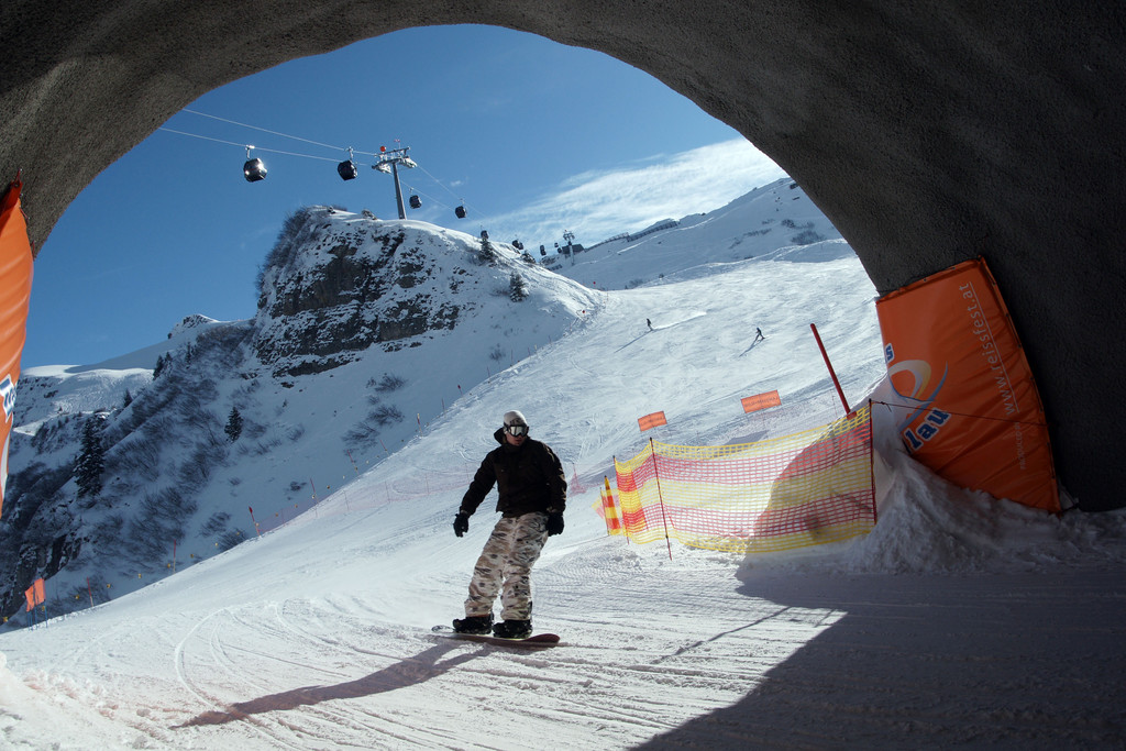Tunnel 9.jpg