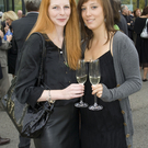 Damen unter sich: Verena Wilhelm (l.) mit Laura Armellini.