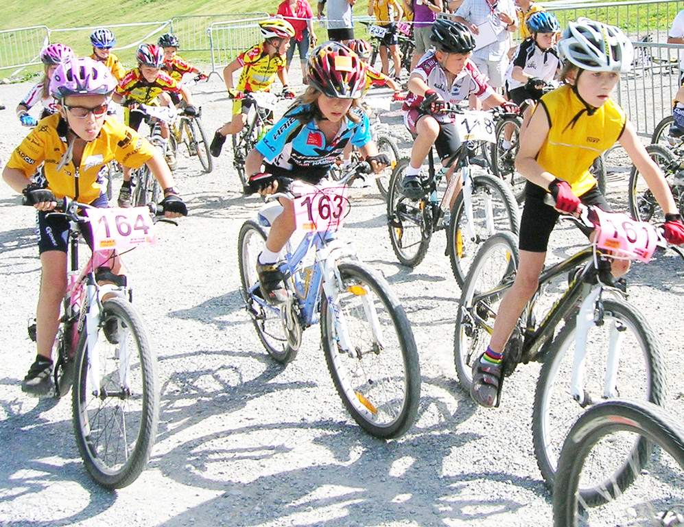 MTB5aStart_jpg-1279117489