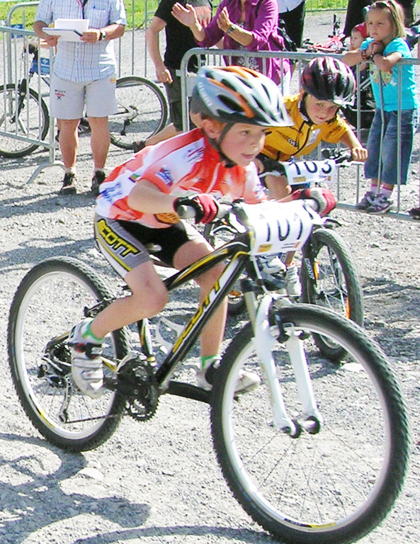 MTB2bStart_jpg-1279118111