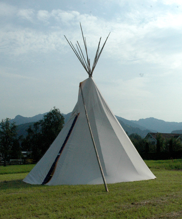 tipi_jpg-1279375042
