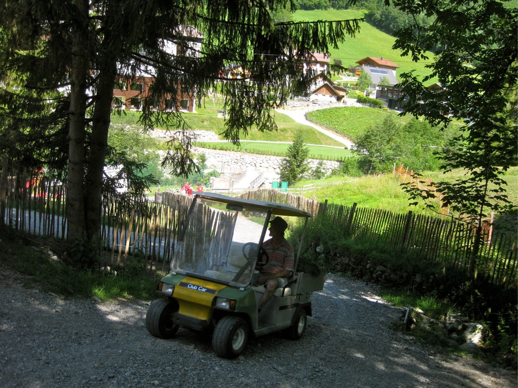 KOE_Urlaubsfreuden Brand 44_jpg-1279475158