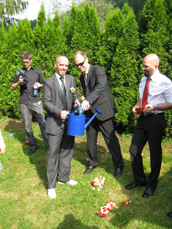 IMG_2805_JPG-1279530431