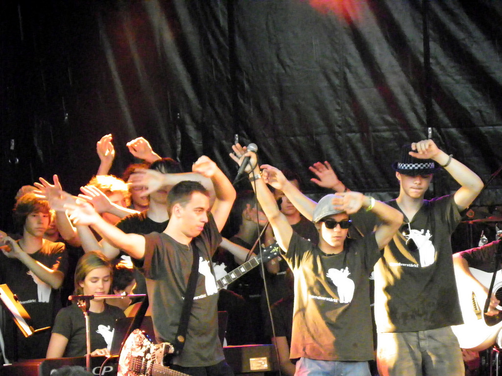 104_2925_jpg-1279562168