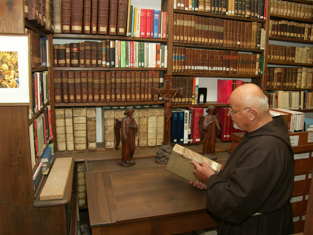 Bibliothek 2a_JPG-1280125767