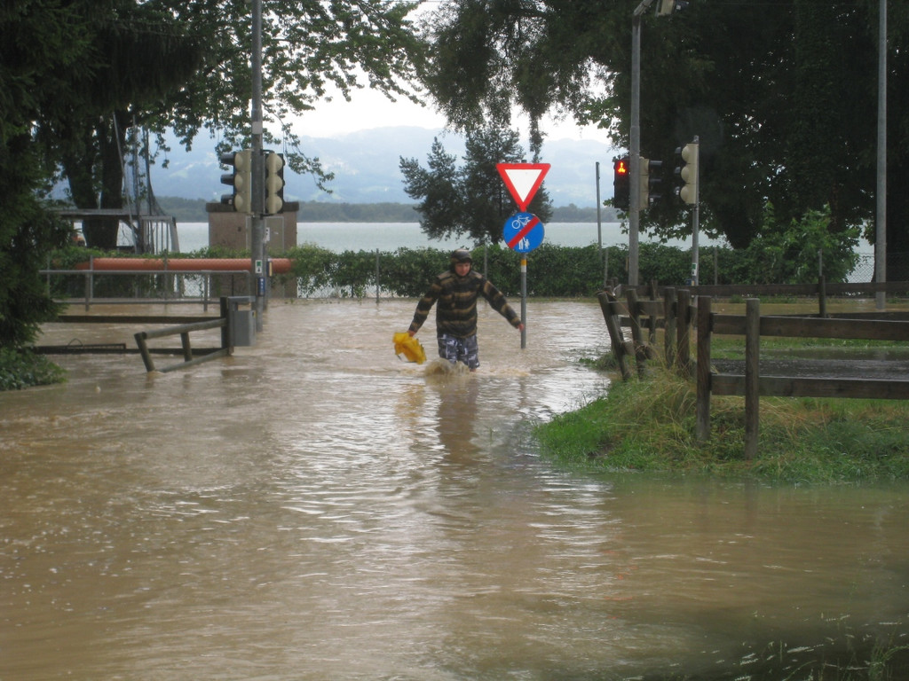 Hochwasser Lochau L 190 _6__jpg-1280224032