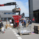 Überschwemmung in Vorarlberg: Rheindelta-Feuerwehren füllen Sandsäcke ab
