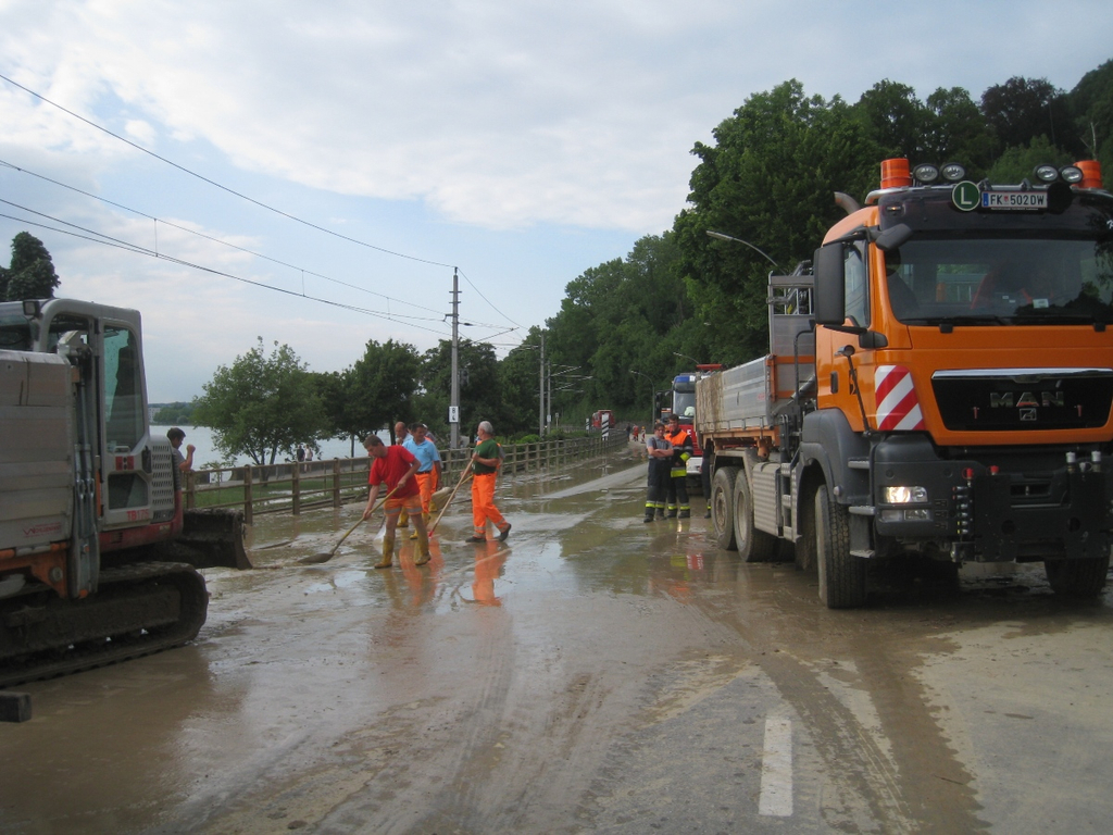 Aufraeumarbeiten Lochau 2010 _34__jpg-1280254787