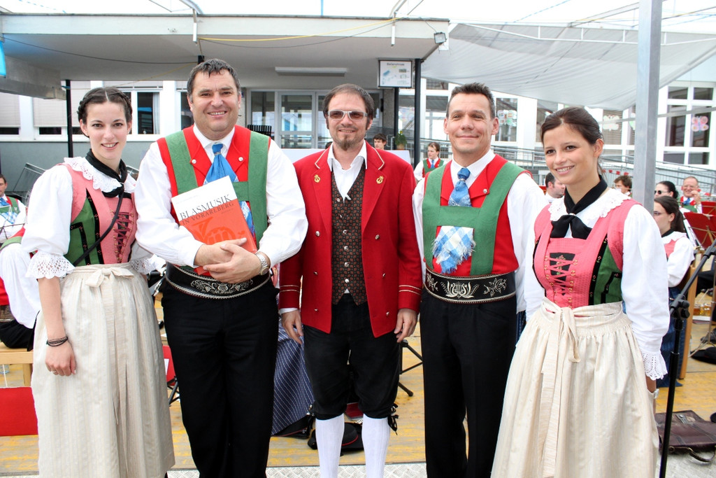 MV Dorffest SONNTAG 01-08-2010 _77__jpg-1280674341