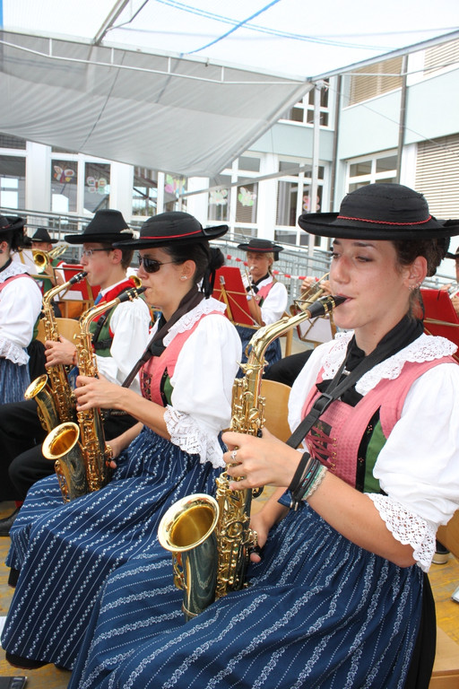 MV Dorffest SONNTAG 01-08-2010 _6__jpg-1280673897