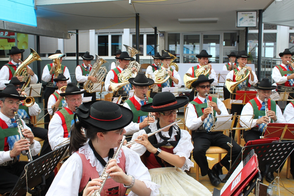 MV Dorffest SONNTAG 01-08-2010 _12__jpg-1280673955