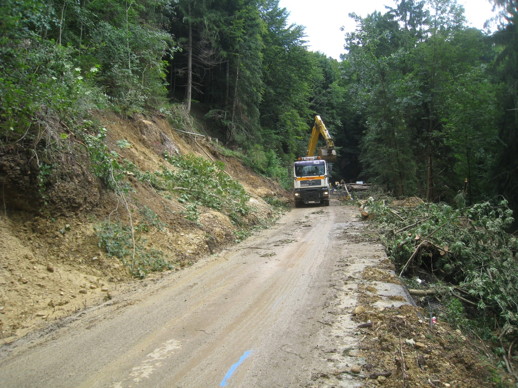 Pf__nderstra__e Sanierung Beginn 03-08-2010 _11__jpg-1280819421