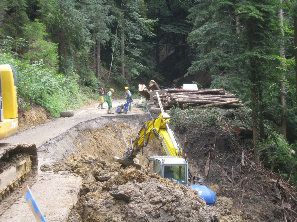 Pf__nderstra__e Sanierung Beginn 03-08-2010 _4__jpg-1280819321