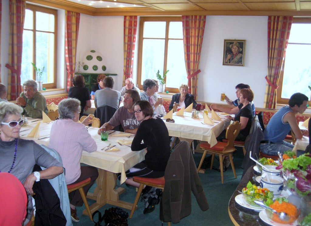 IMG_7893_JPG-1281008176