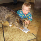 Lukas schaut_B__rli gerne beim fressen zu.jpg